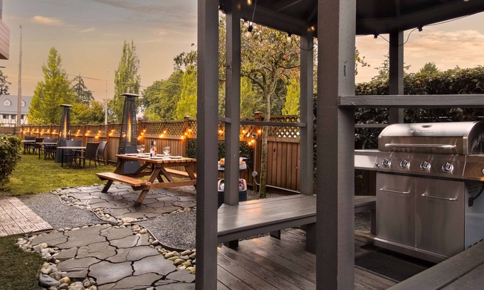 Regional District of Nanaimo Hotel | Coast Parksville Hotel