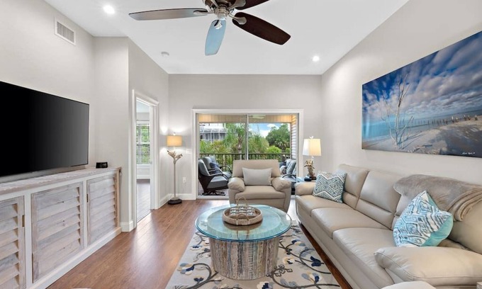 Bonita Shores Villa | Coastal 3BR Villa, 1Mile To Bonita Beach! Sleeps 6