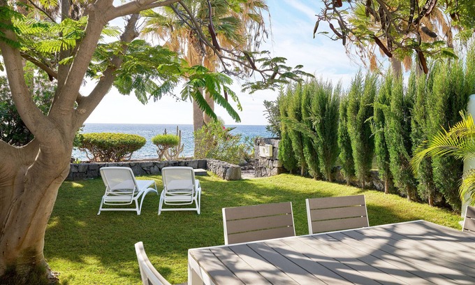 San Miguel de Abona Ski Chalet | Coastal Charm: Cozy Bungalow in Golf del Sur, Tenerife, 90
