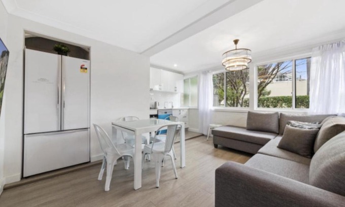 Ettalong Beach House | Coastal Cottage - Ettalong Beach