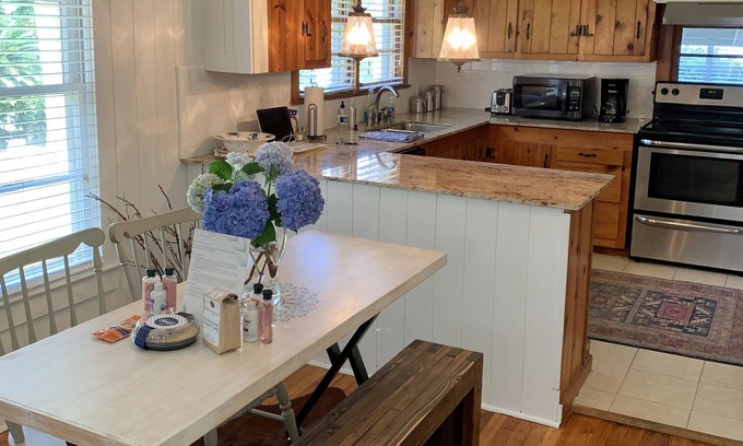 Fairhope House | Coastal Cottage Steps Away from the Beach and Downtown Fairhope
