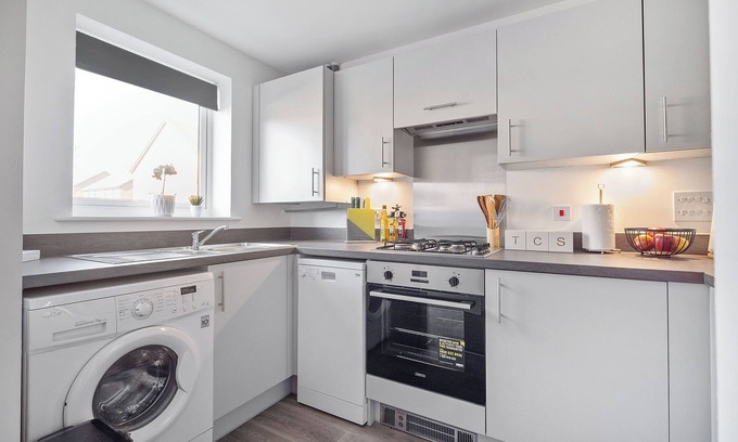 Folkestone House | Coastal Escape - Folkestone Retreat, Free parking/Great location!