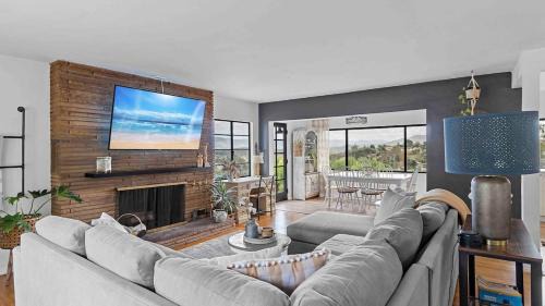 Mount Helix House | Coastal Farmhouse with Views