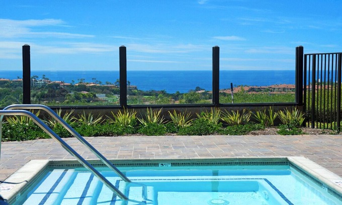 Monarch Beach Apartment | Coastal NEWLY RENOVATED Condo in Dana Point. Walking distance to the Salt Creek!