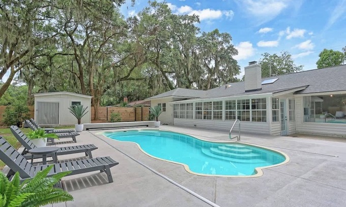 Savannah House | Coastal Pool Retreat Near Beach, Downtown & Fun!