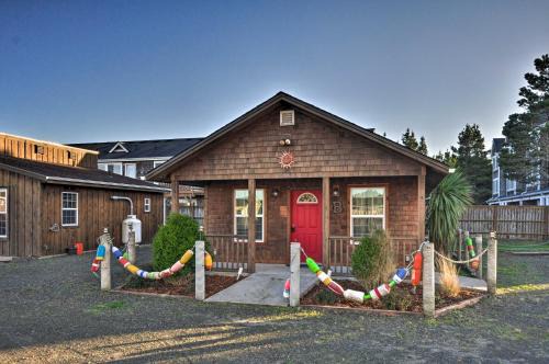 Long Beach Apartment | Coastal Retreat in Long Beach Walk to Attractions