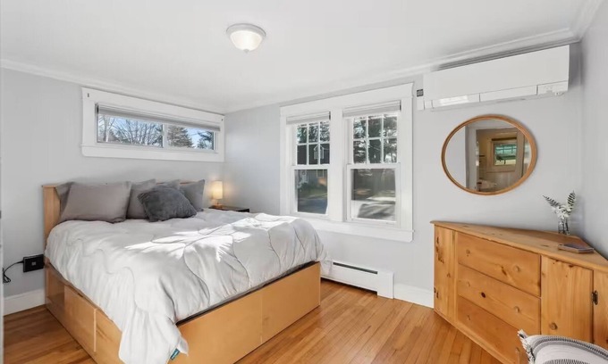 Scarborough House | Coastal Retreat - Sauna, Hot Tub & Swim Spa - Near Beaches and Downtown Portland