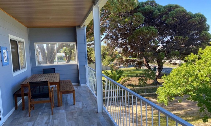 Lancelin House | Coastal Sol - Spacious 2 storey holiday home