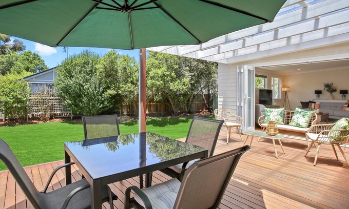 Bowral House | 'Cockatoo Cottage' Bowral