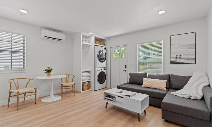 Jacksonville Beach Apartment | Coco Cottage: Fully Updated/Sparkling Clean