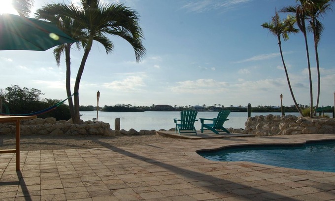 Marathon House | 🌴 Coco Plum Paradise 🌴 Private Bayfront Home Pool Hot Tub Dock View