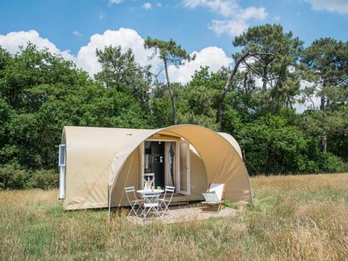 Hohenlychen House | Coco Sweet Zelte am Strandbad