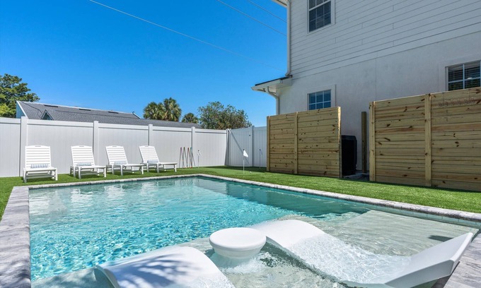 Jacksonville Beach House | Coco Villa: Luxury stay, Heated Pool, 3 Blocks to Beach
