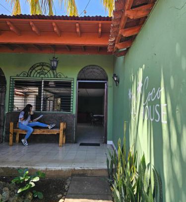 Leon Bed & Breakfast | CocoHouse Leon