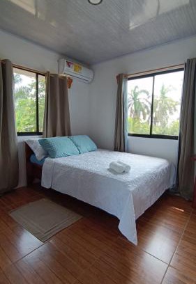 Pavones Apartment | Coconut Lodge Maluhia