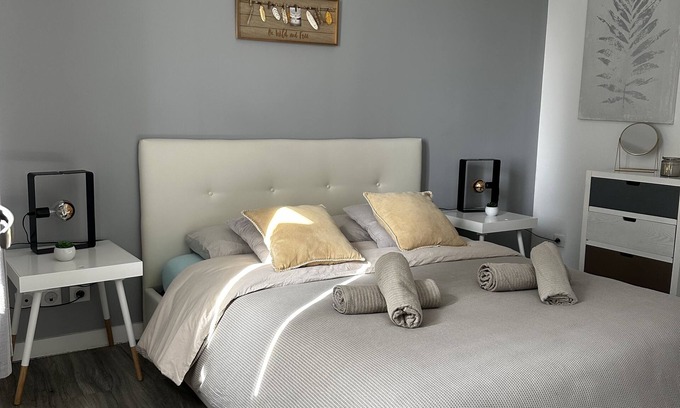 Golfe Juan House | Cocooning house - sea view - 4km from CANNES - 6 travellers