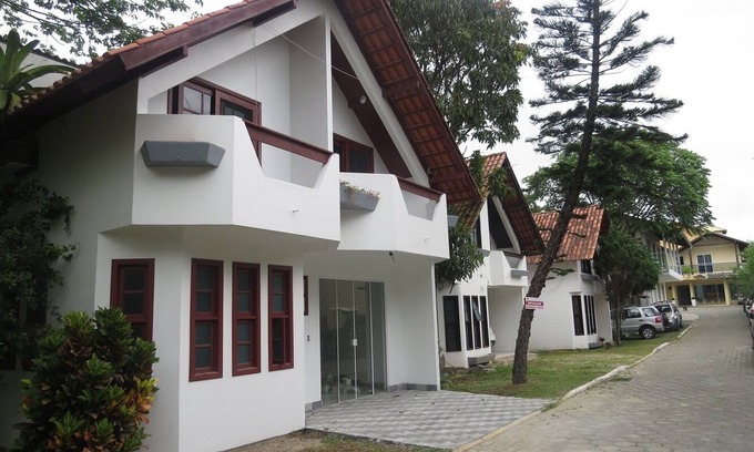 Centro Cabin | Cod 1001 3 bedroom chalet in Bombinhas