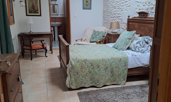 Cherac Other | Cognac Region - a very comfortable Bed & Breakfast with pool and large gardenn