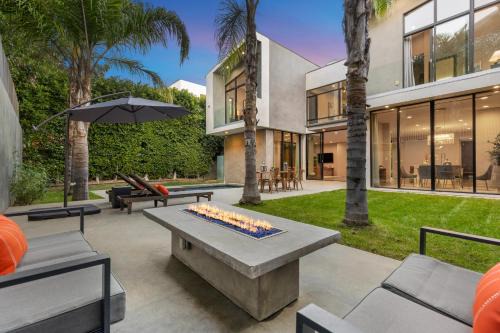 Beverly Hills Apartment | Coldwater Canyon