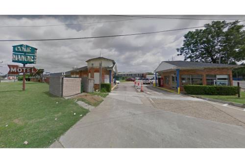 Dallas Hotel | Cole Manor Motel By OYO Love Field Market Center