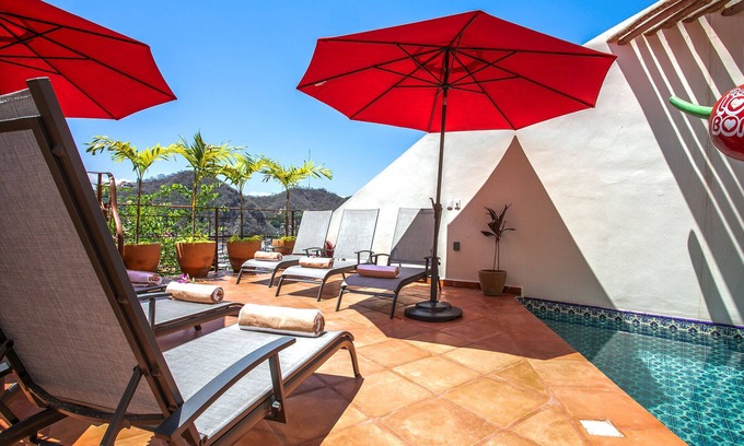 Alta Vista Villa | Colibrí - Old Town Staffed Villa With Views and Rooftop Pool