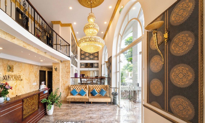 Phu My Hung Hotel | Collection O Emerald Luxury Apartment - Near SECC