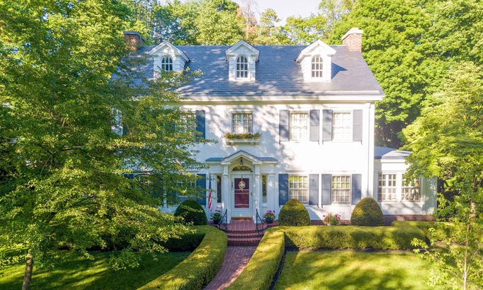 Sidney House | Colonial Home on Wooded Lot