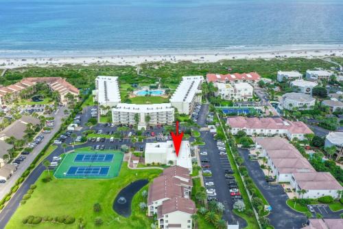 Butler Beach Apartment | Colony Reef Club II 17A