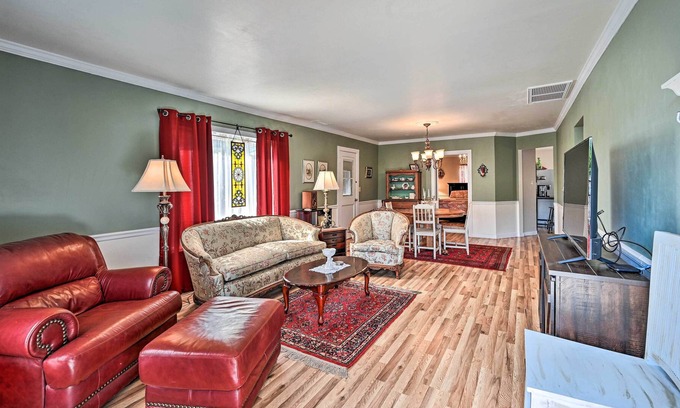 Ramona House | Colorful Ramona Home Close to Downtown Shops