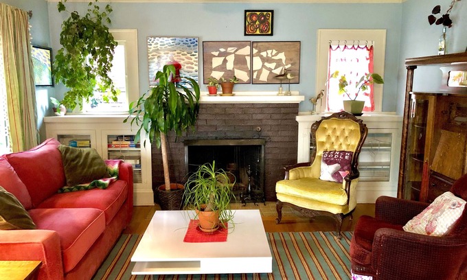 Roseway House | Colorful Roseway Bungalow - a classic old Portland charmer!