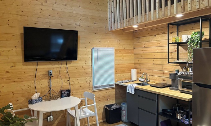Fenelon Falls Cabin | Columba - New Lofted Kabin