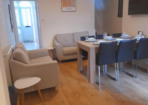 North Wheatley Apartment | Colville House