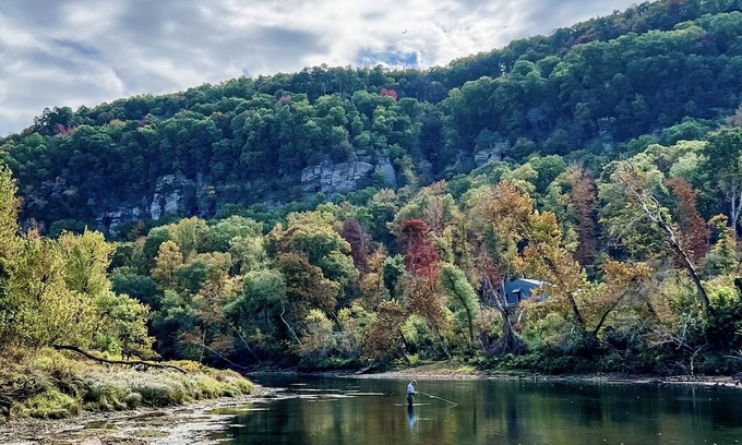 Heber Springs House | COME TRY US OUT! GREAT FISHING! BEST RIVER VIEW ON THE LITTLE RED RIVER!
