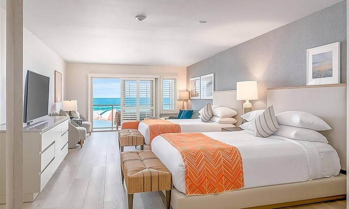 Carlsbad Village House | Comfort and Relaxation! 2 Oceanfront Units, Swimming Pool, Beachfront Hotel!