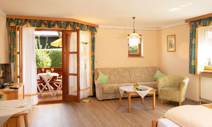 Bad Birnbach Apartment | Comfort-Appartement 40qm mit Blick ins Grüne zur Entspannung