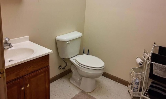 Huntertown Apartment | Comfort awaits you in this 1 bedroom apartment