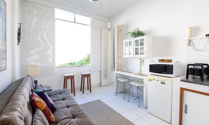 Ipanema Apartment | Comfort in Ipanema 2 Blocks From the Beach Vp604