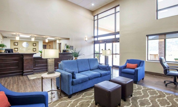 Pioneer Hotel | Comfort Inn at Royal Blue