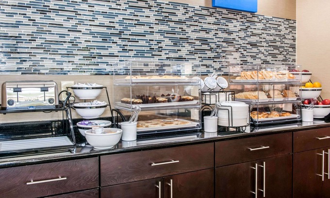 Blue Ash Hotel | Comfort Inn Blue Ash North