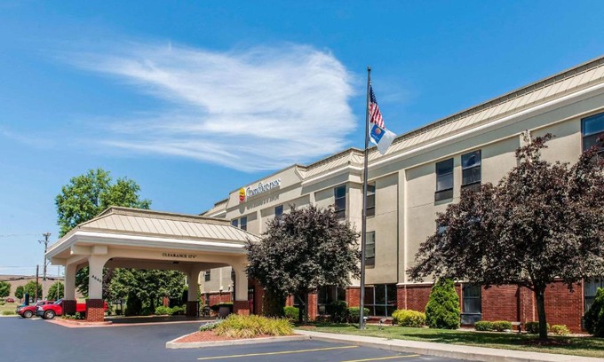 Blue Ash Hotel | Comfort Inn Blue Ash North