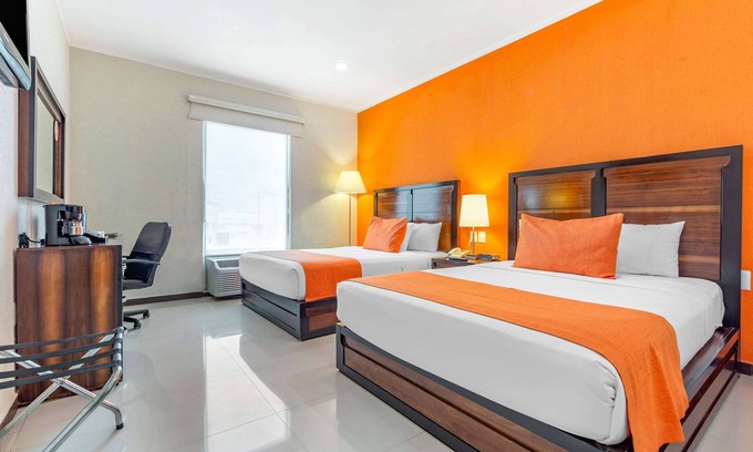 Alfredo V. Bonfil Hotel | Comfort Inn Cancun Aeropuerto
