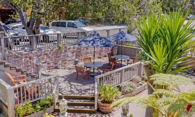 Northeast Carmel Hotel | Comfort Inn Carmel By The Sea
