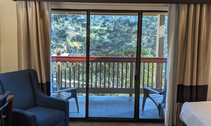 Monterey Hotel | Comfort Inn Monterey Peninsula Airport