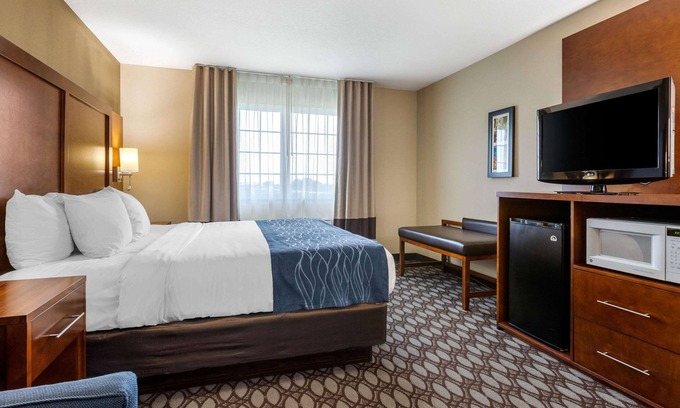 Story City Hotel | Comfort Inn Story City