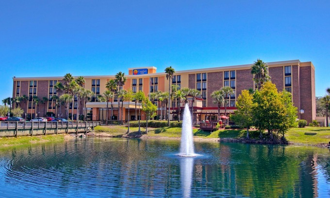 Florida Central Atlantic Coast Hotel | Comfort Inn & Suites Kissimmee by the Parks
