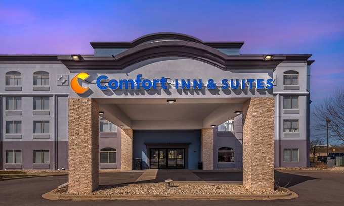 Madison Hotel | Comfort Inn & Suites Madison East Interstate I-90