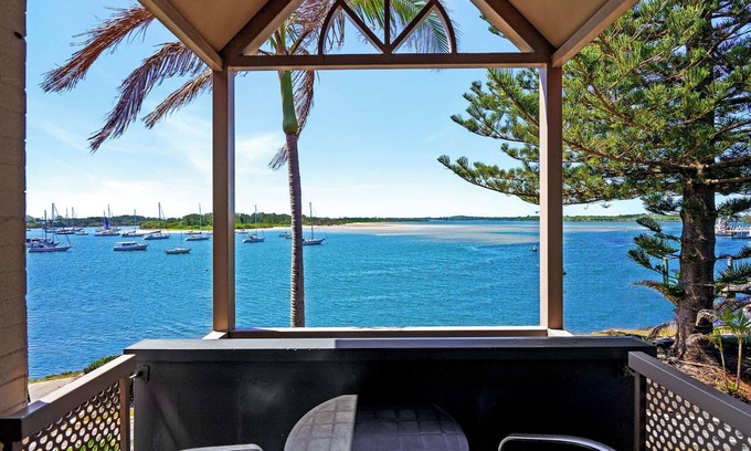 Port Macquarie Hotel | Comfort Resort Waters Edge