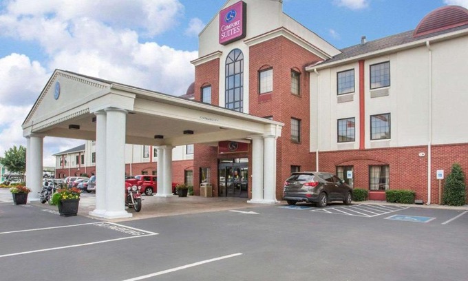 Lebanon Hotel | Comfort Suites Lebanon