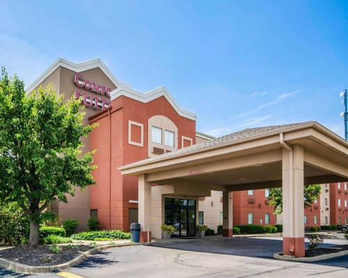 Jeffersontown Hotel | Comfort Suites Louisville East