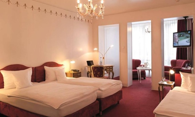 Altstadt House | Comfort triple room - Hotel Brenner